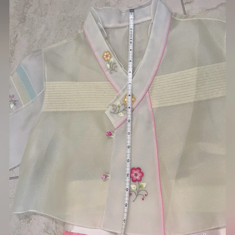 Korean Hanbok - Picture 6 of 7